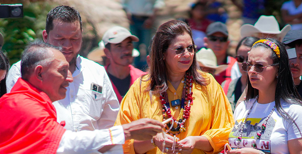 La Candidata Presidencial Del Partido Libre Para Honduras, Es Conocida Como La “Bruja Mayor”.